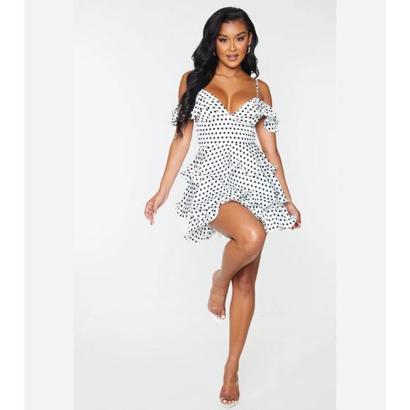 PrettyLittleThing Polka Dot Layered Cold Shoulder Dress Size 2 White Black - Picture 1 of 10